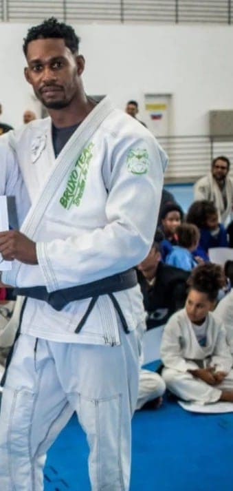 Flavio Barros