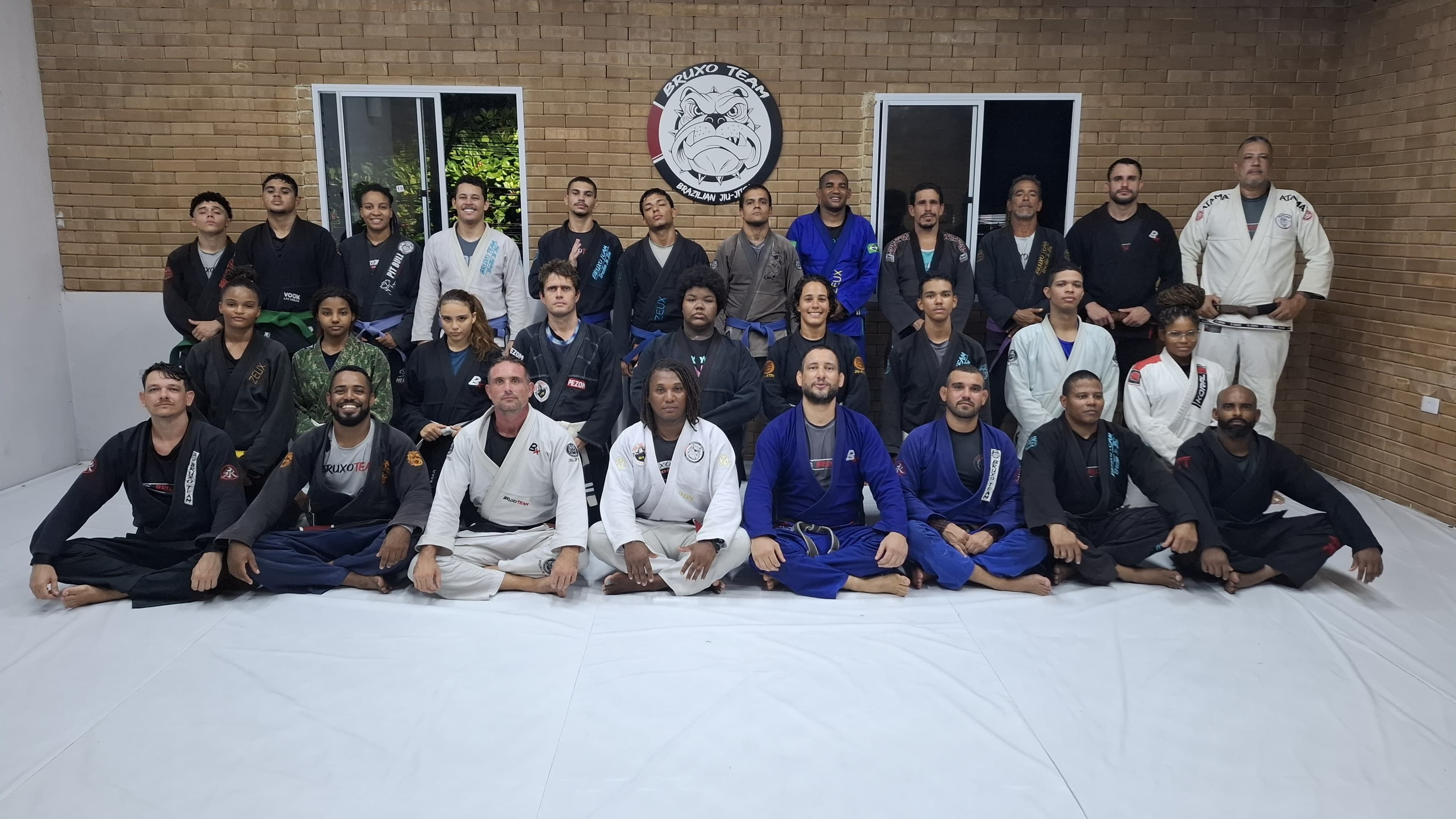 Bruxo Team — Stella Maris (fachada)